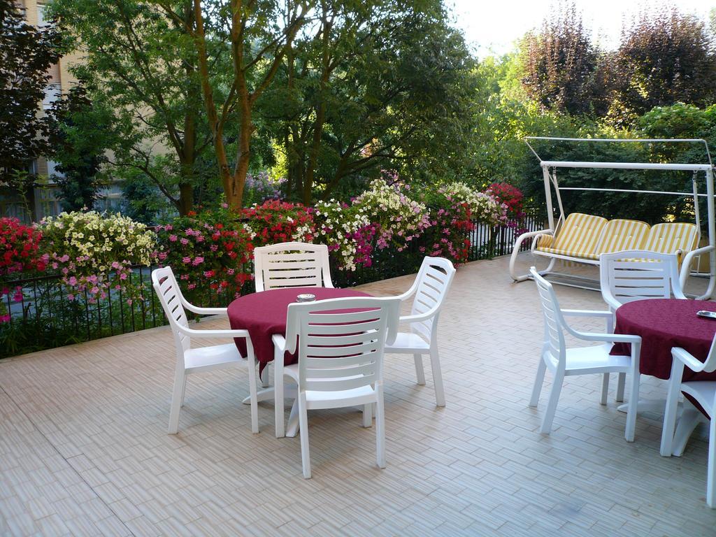 Albergo Ariston Tabiano Terme ภายนอก รูปภาพ