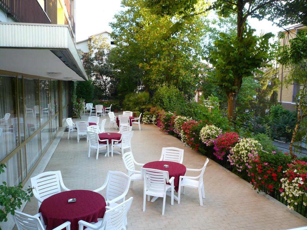 Albergo Ariston Tabiano Terme ภายนอก รูปภาพ
