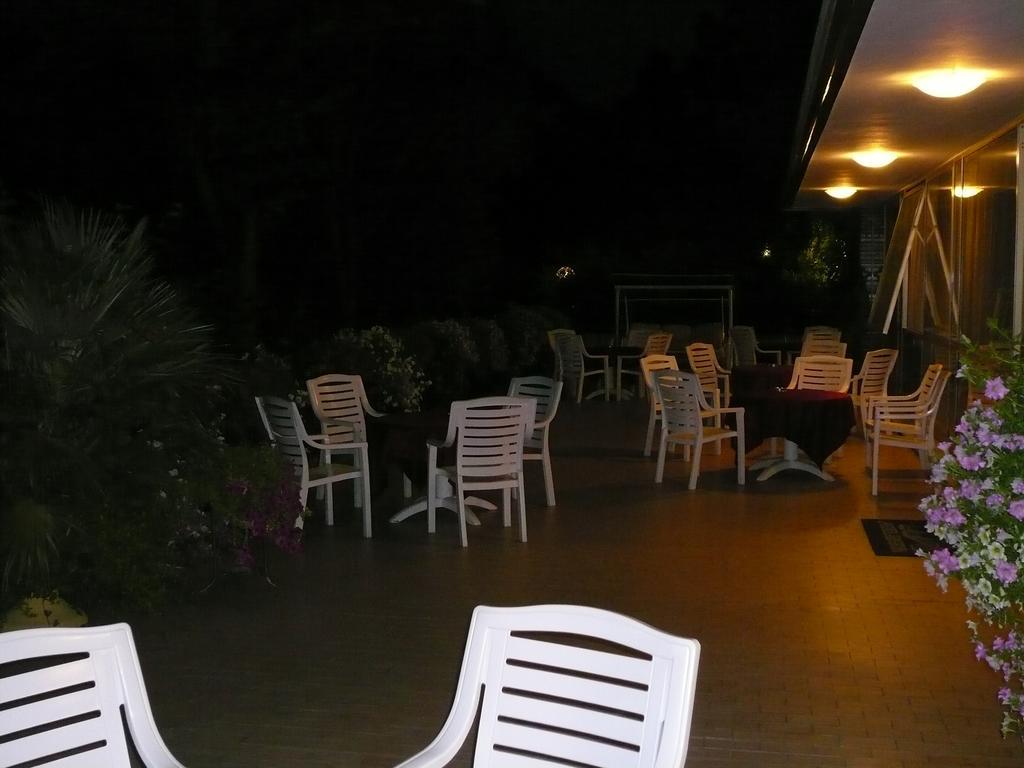 Albergo Ariston Tabiano Terme ภายนอก รูปภาพ