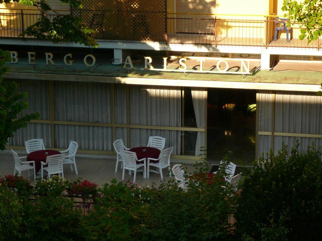 Albergo Ariston Tabiano Terme ภายนอก รูปภาพ