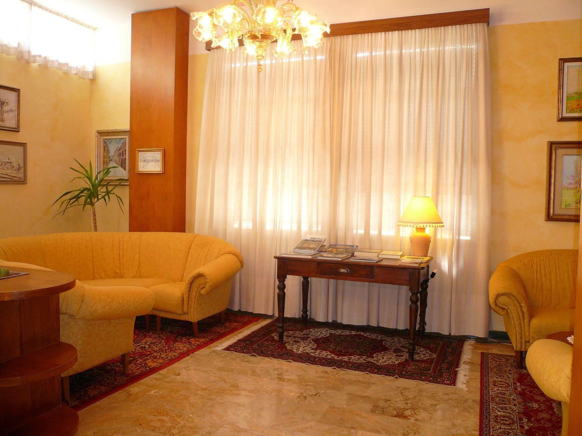 Albergo Ariston Tabiano Terme ภายนอก รูปภาพ