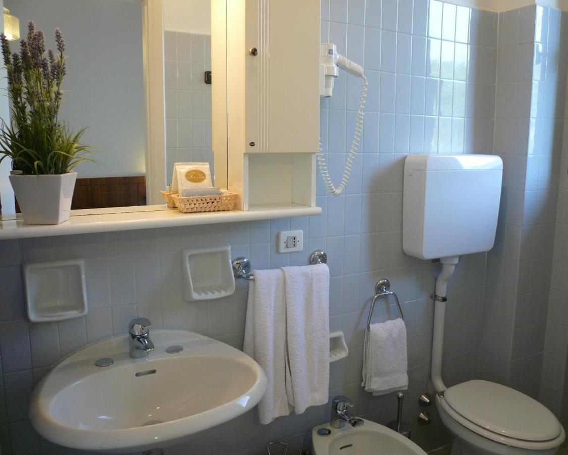 Albergo Ariston Tabiano Terme ภายนอก รูปภาพ